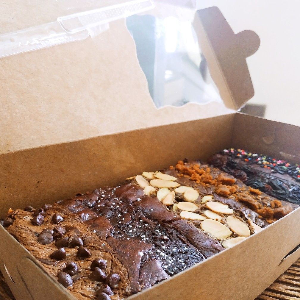 Pisau Brownies Isi 100 Pcs / Pisau Kue Cake Tart Roti /makan Buah