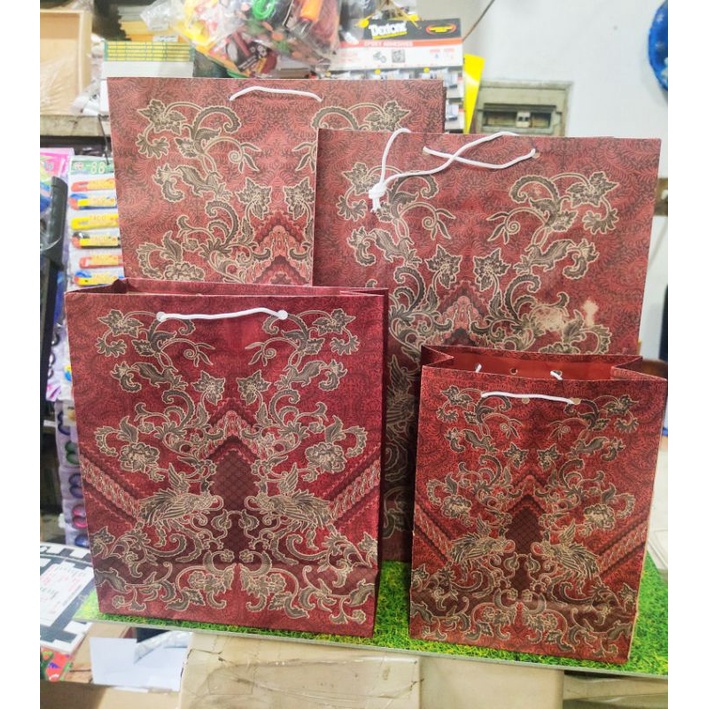 

Paper Bag Batik (1 pcs)