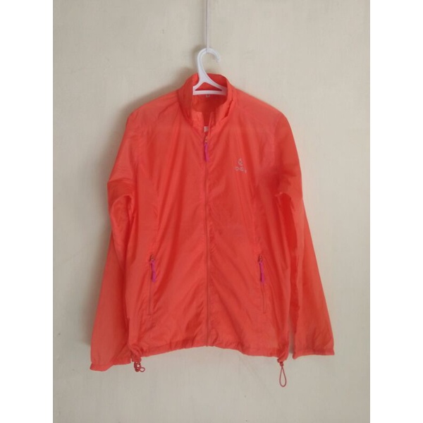 JAKET OLAHRAGA / RUNNING WANITA PRELOVED - SECOND THRIFT MURAH