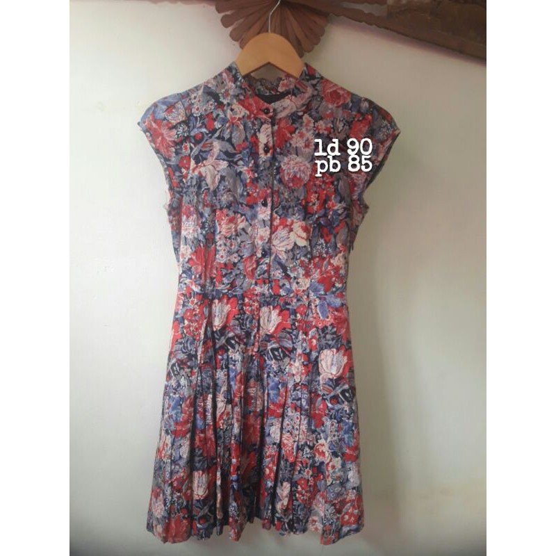 dress bunga plastic Island