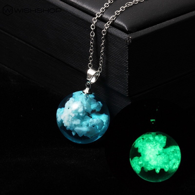 Kalung Rantai Liontin Bola Awan Putih Langit Biru Bahan Resin Transparan Glow in the Dark Untuk Wanita