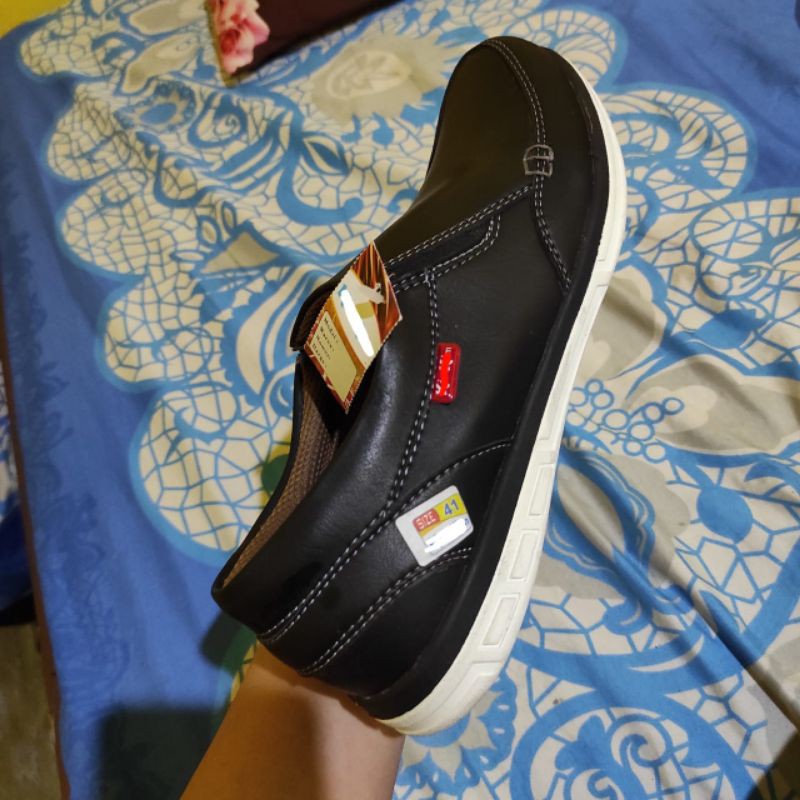 44 Sepatu Pria Kulit Slip On Kasual Cowok Suede Sintetis original Sol Karet Casual Anti Hujan premium