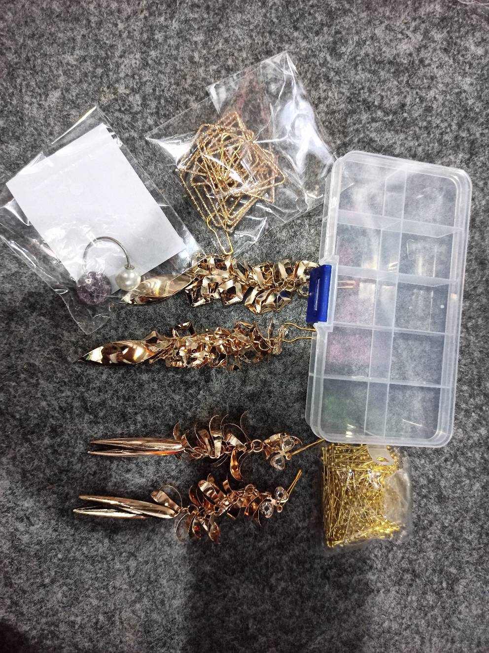 Kotak Plastic Kecil Sekat 10