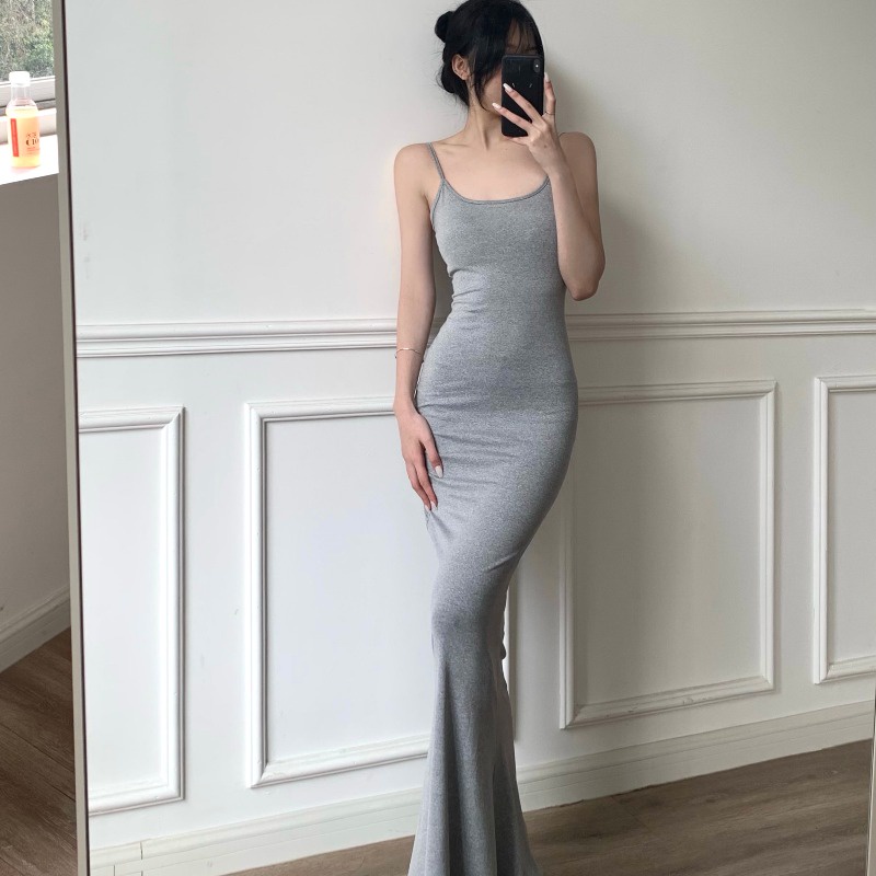 midi dress korea abu-abu mermaid skirt wanita tanpa lengan suspender dress satu bahu rok satu langka