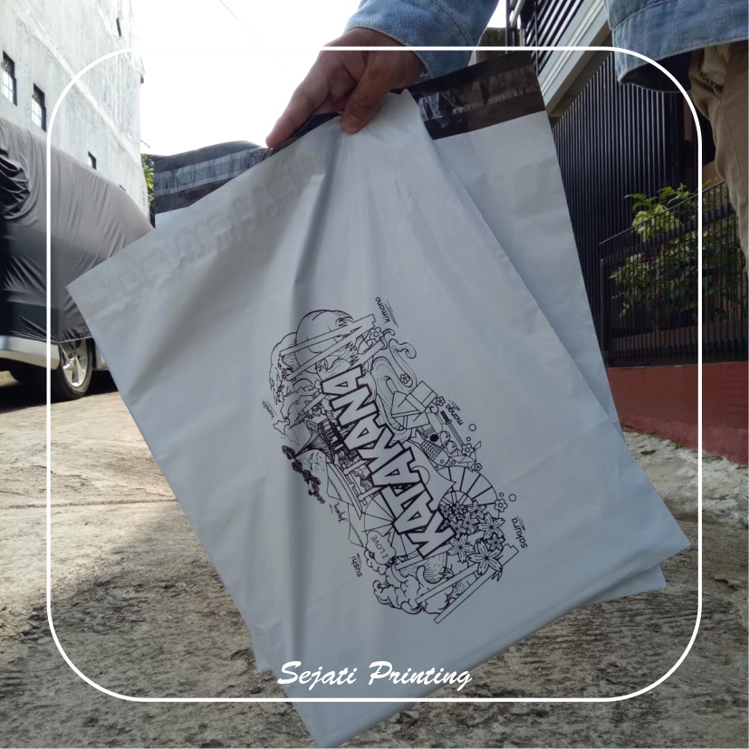 

Sablon Plastik Murah 35x45cm, FREE DESAIN - SEJATIPRINTING - POLYMAILER PUTIH