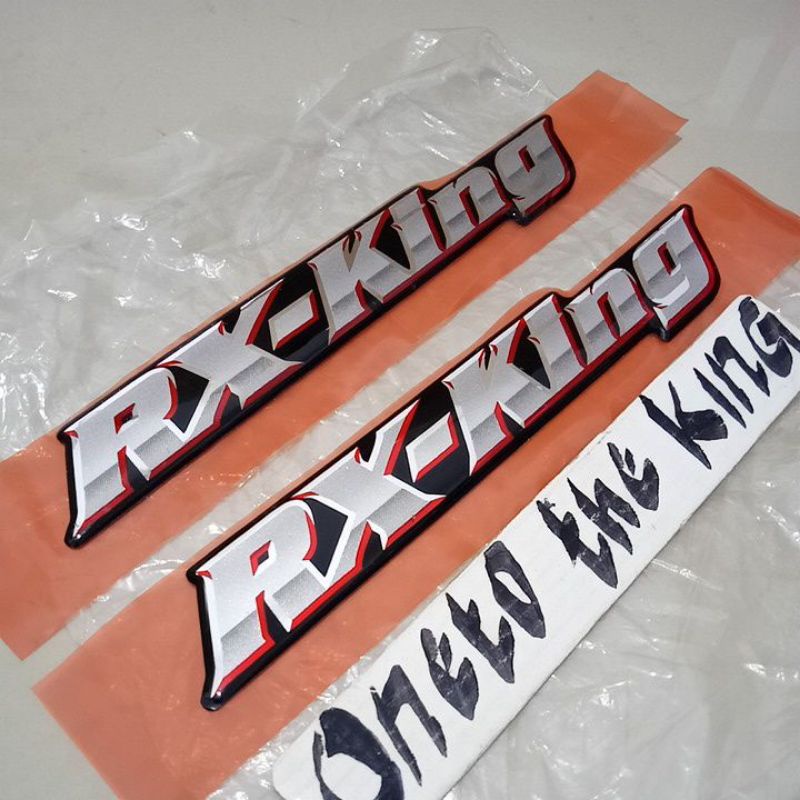EMBLEM TANGKI TENGKI RX KING 2002 GOLD EMAS KUNING ORIGINAL YAMAHA YGP
