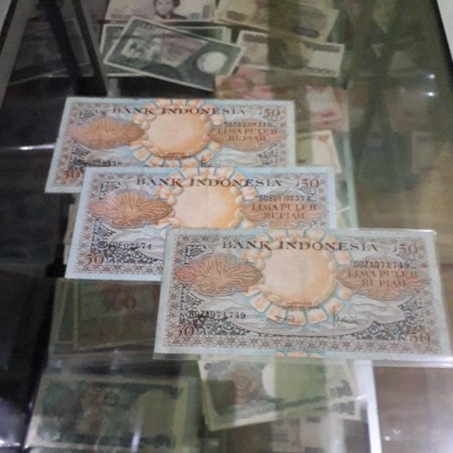 Uang kuno 50 rupiah seri bunga