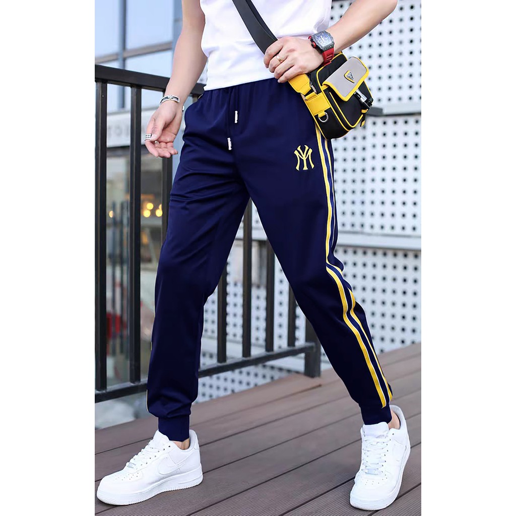 TOTOTAshop.Celana Jogger NY AH,Bahan Fleece tebal,logo bordir lis bahan pita.real picture