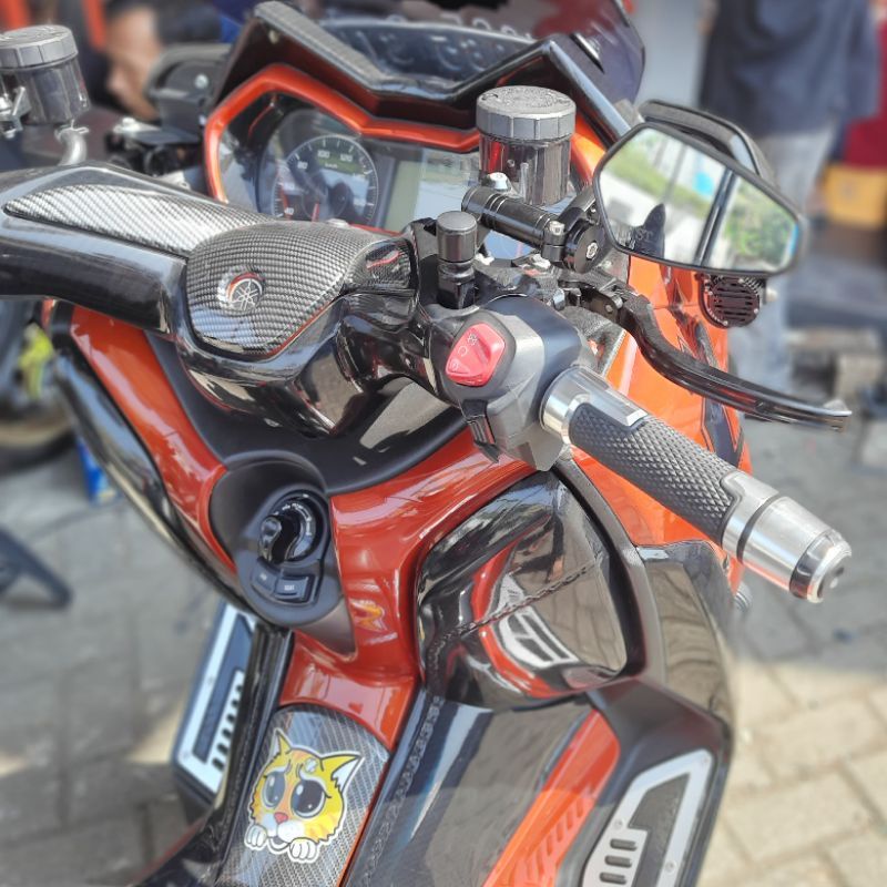 Spion tomok oval TST / AGV octagon nmax aerox pcx adv vario beat vespa fazzio universal