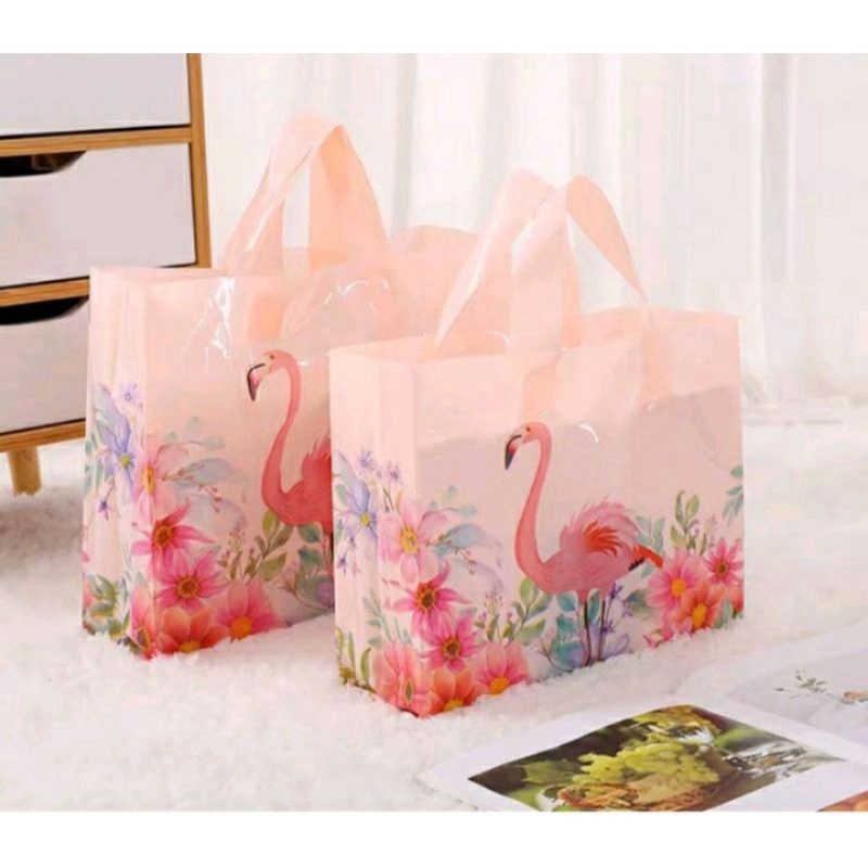 

tas kado kantong plastik kresek goodie bag plastic