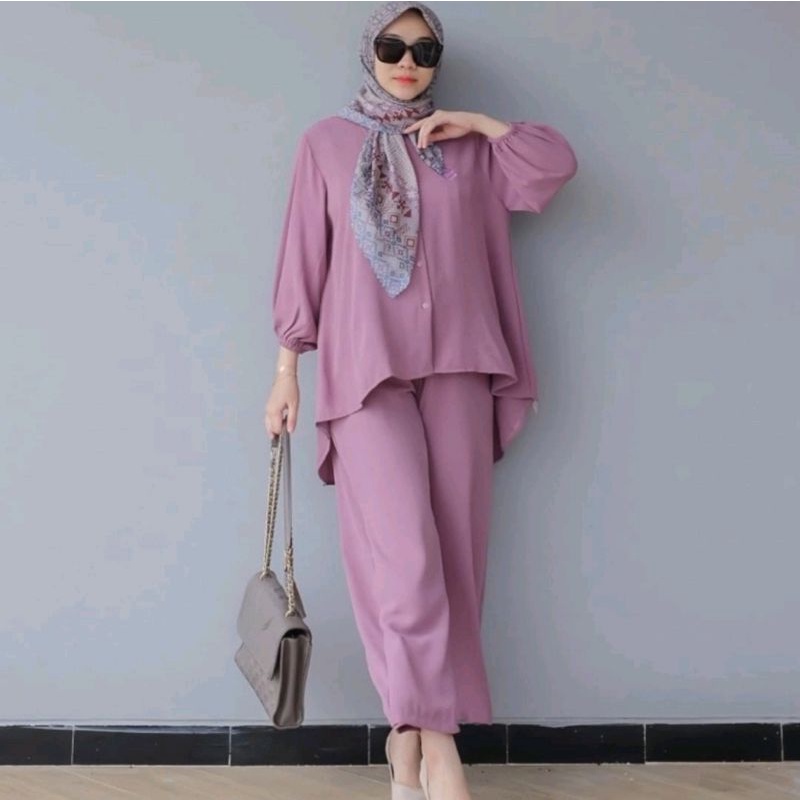 Basic Prisa Set by Dyn Clothing Line (NEW)