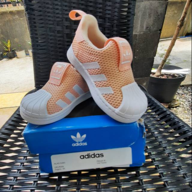 adidas kids size 5