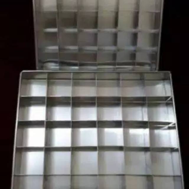 Loyang Sekat Kotak Cetakan Bronis Bolu Kotak Kecil