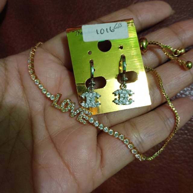 Gelang serut silver Love gold+anting chanel silver kecil