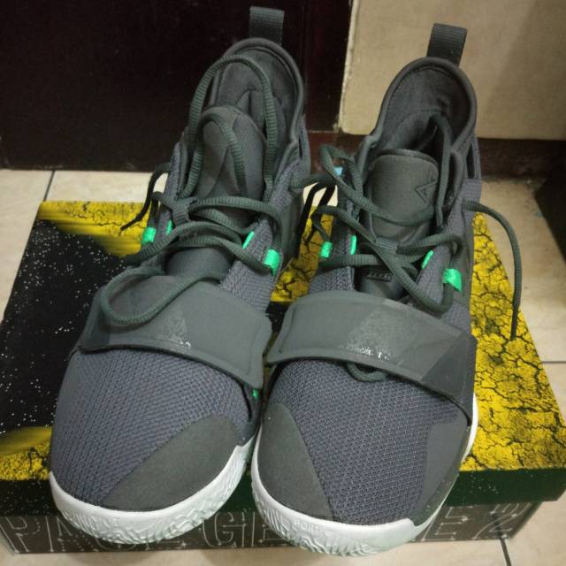 paul george 2.5 fighter jet