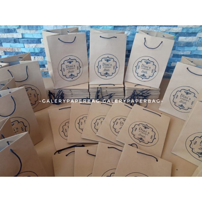

Tas Sovenir / Tas Asul Asul / Hajatan / Paperbag Sablon Custom Bahan Kraf 125gsm