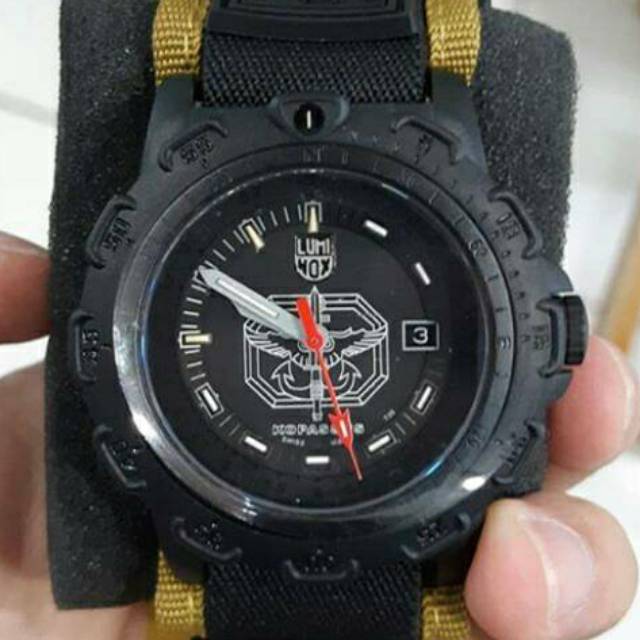 JAM TANGAN PRIA LUMINOX KOPASSUS L-8821KM-KO HITAM