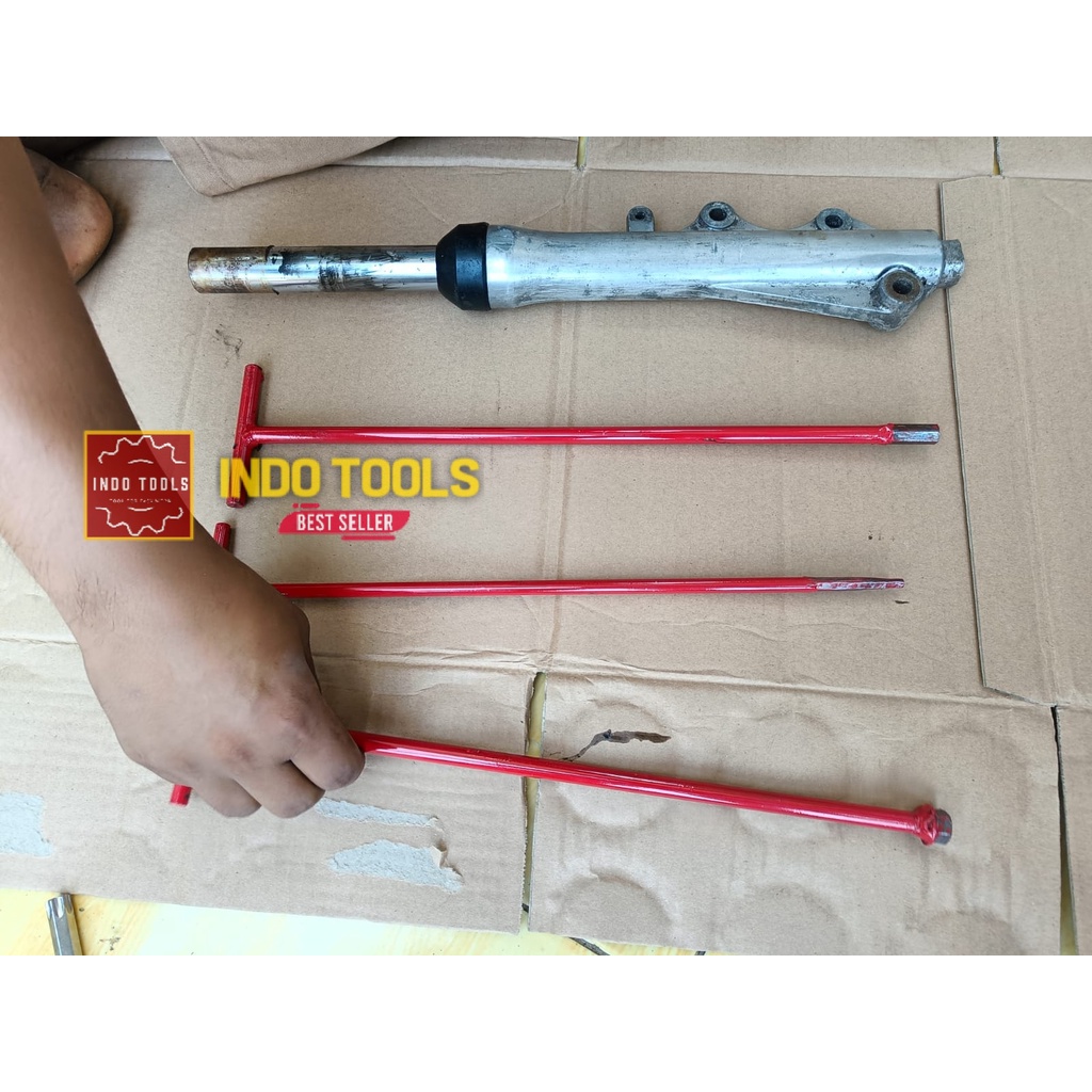 alat lepas suling kunci T suling shock depan untuk semua motor motor bebek matic,sport nmax dan lain lain