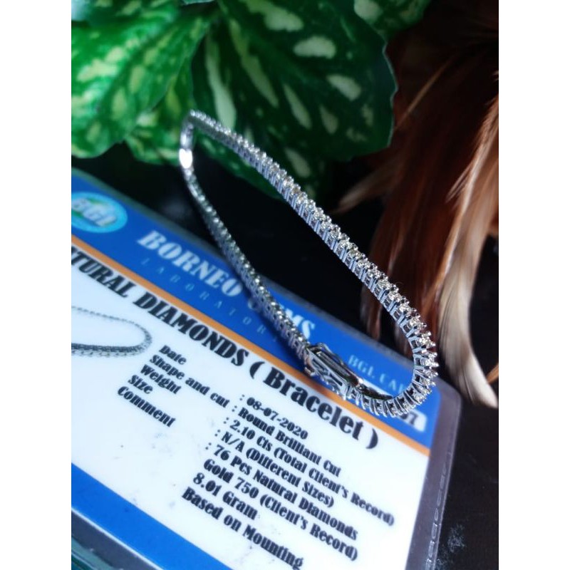 Gelang berlian