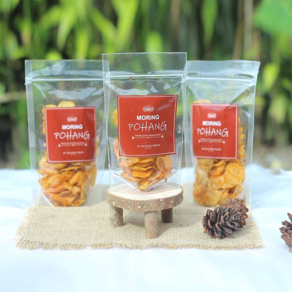 

MORING POHANG makanan ringan snack cemilan jajanan kekinian pedas manis asin gurih renyah 50 gr dan 100 gr