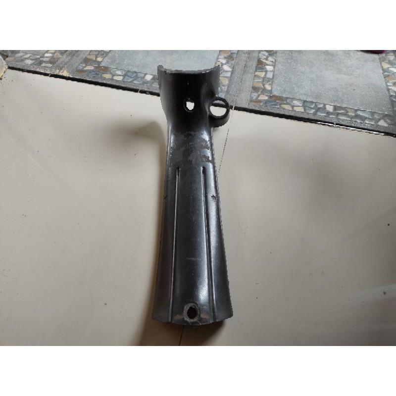 cover tutup kunci rangka tengah yamaha vega R lama old