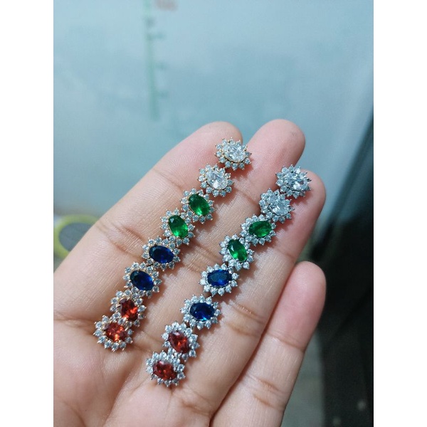 Blue sapphire anting bahan Wynn diamond ,merah,putih,hijau,aman dipake mandi,yg alergi xuping