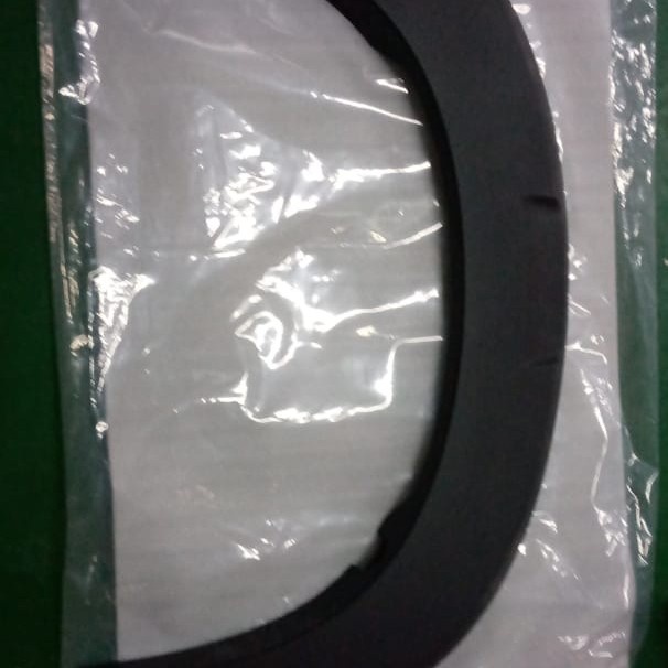 Over fender Xpander Cross ( depan )