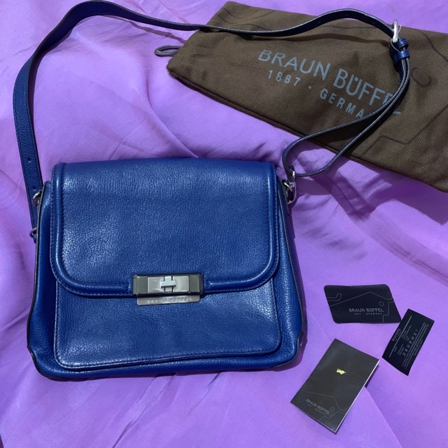 Preloved Authentic Braun Buffel Sling Bag