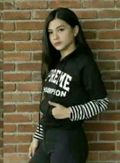 SWEATER SUPREME CHAMPION / tangan double bukan model sambungan