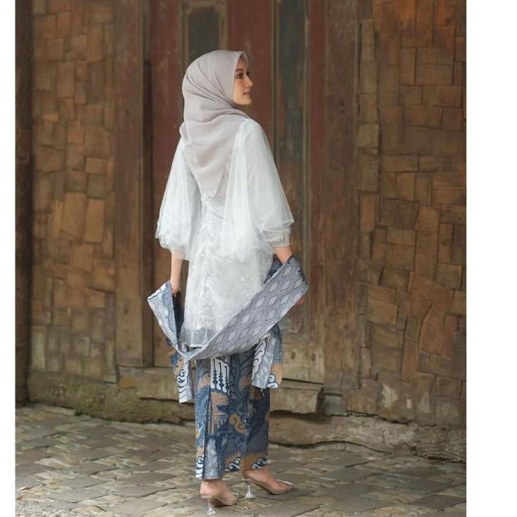 Menarik.. Batik Couple Kebaya Modern Kebaya Tunangan Lamaran Baju Wisuda Baju Couple Kebaya Wisuda