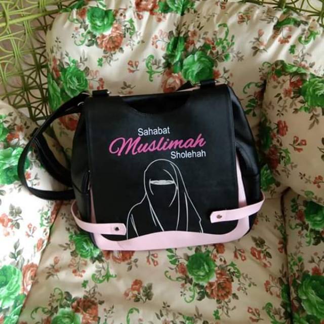Tas Punggung TMG R11 A Hitam Pink