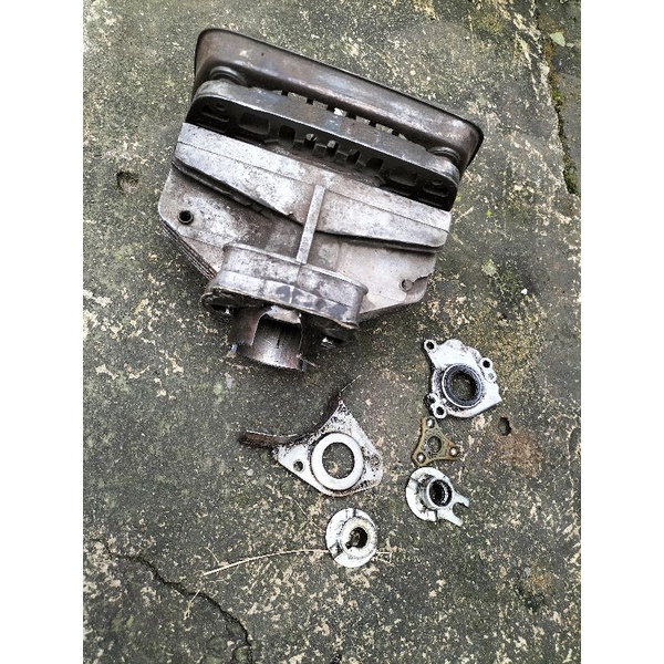 BURENG BLOK CILINDER BLOK CILINDER HEAD ORIGINAL COPOTAN YAMAHA ALFA ALFA 2E