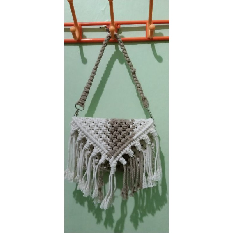 READY STOK) macrame clutch