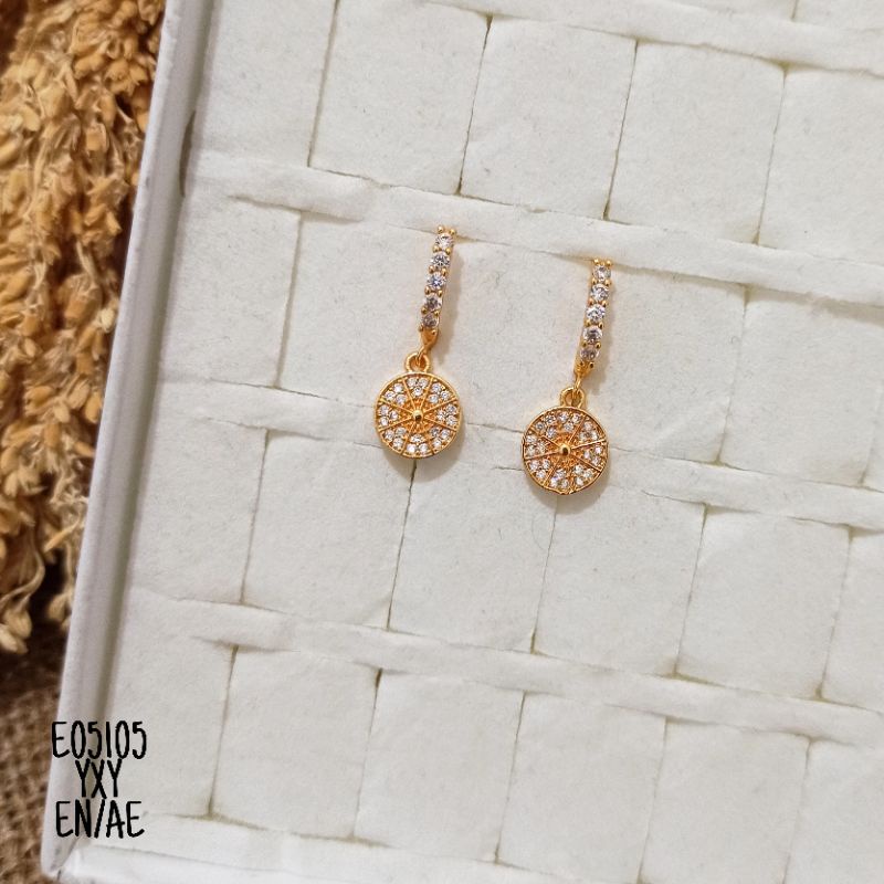 Anting Yaxiya plat bulat zircon gold E05105