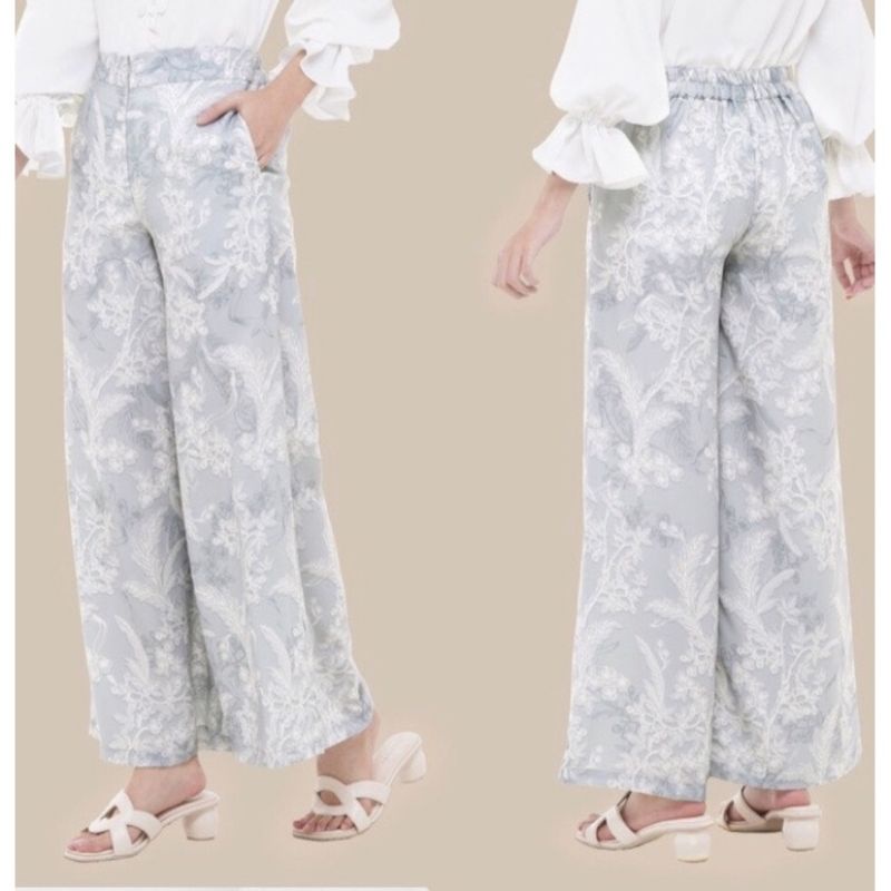 wearing klamby ruby tunik and wide pants OCEAN MIST