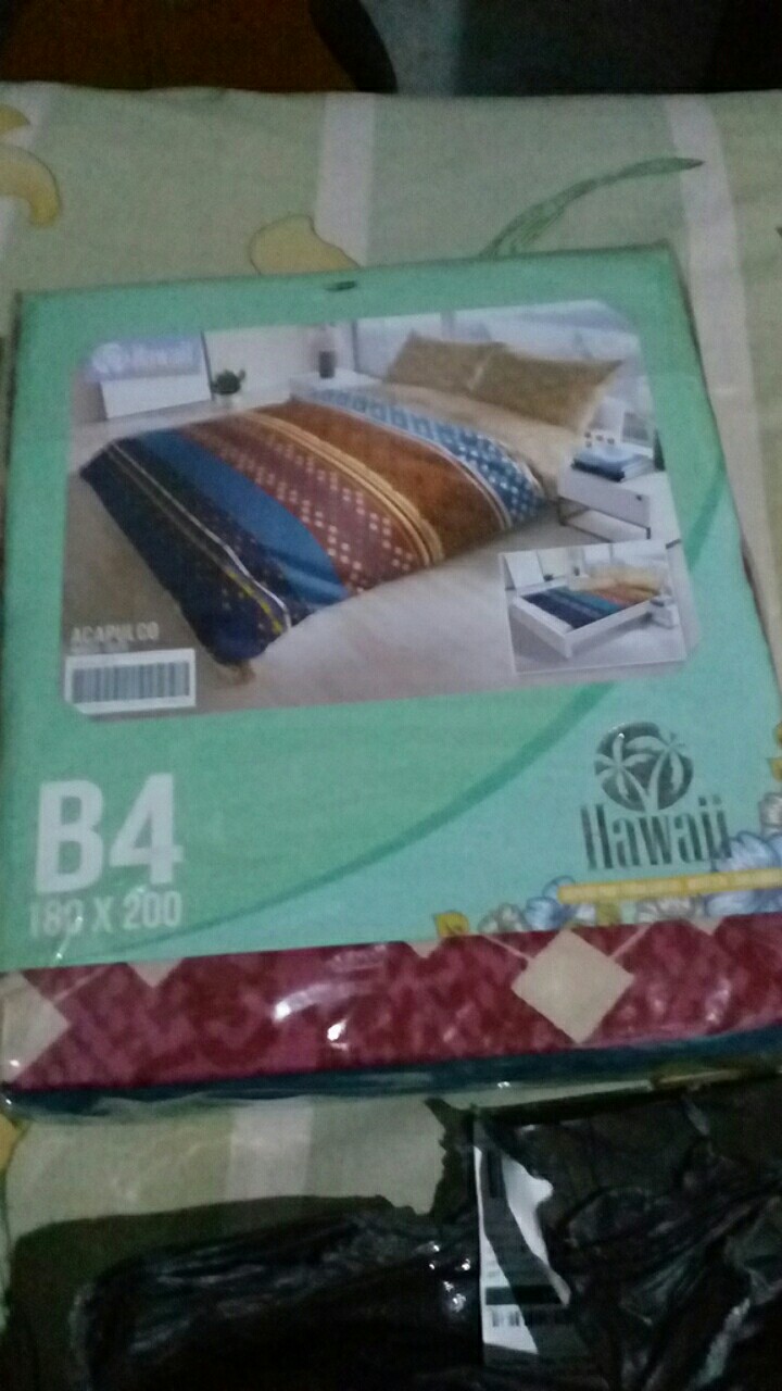 New Sprei My Love Hawaii Bantal 4 Ukuran 180x200 / Bantal 2 Ukuran 160x200 Series 1