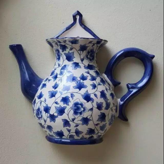 Ceramic | Pajangan Teko Dinding Keramik/ Pot Gantung Model Teko/ Pot Gantung