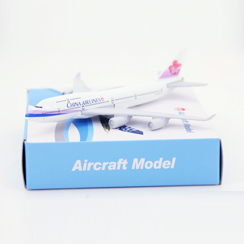 Boeing 747 Model Pesawat Terbang Philippines Singapore Vietnam Bahan Alloy Metal Ukuran 16CM