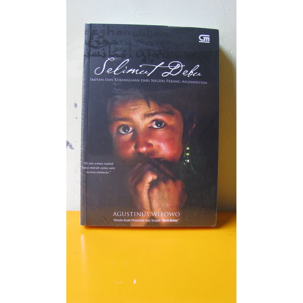 Ready Buku Selimut Debu Agustinus Wibowo
