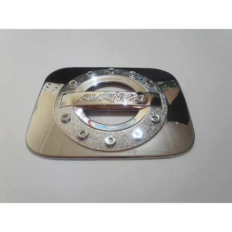 TANK COVER TUTUP TANGKI AVANZA 2004-2010 CROM TINGGAL TEMPEL SAJA