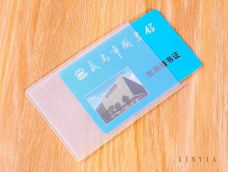 Pemegang Kartu Kredit PVC Lindungi ID Card Business Card Cover Clear Frosted