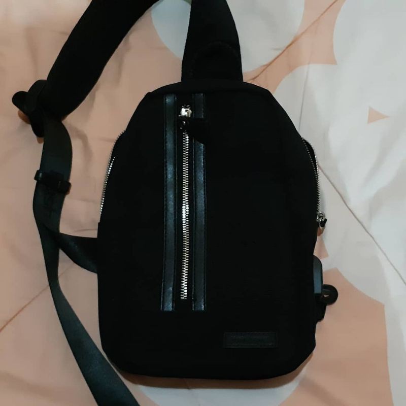 Hush Puppies Original Counter / Slingbag Hush Puppies hitam ORI # tas pria Hush Puppies