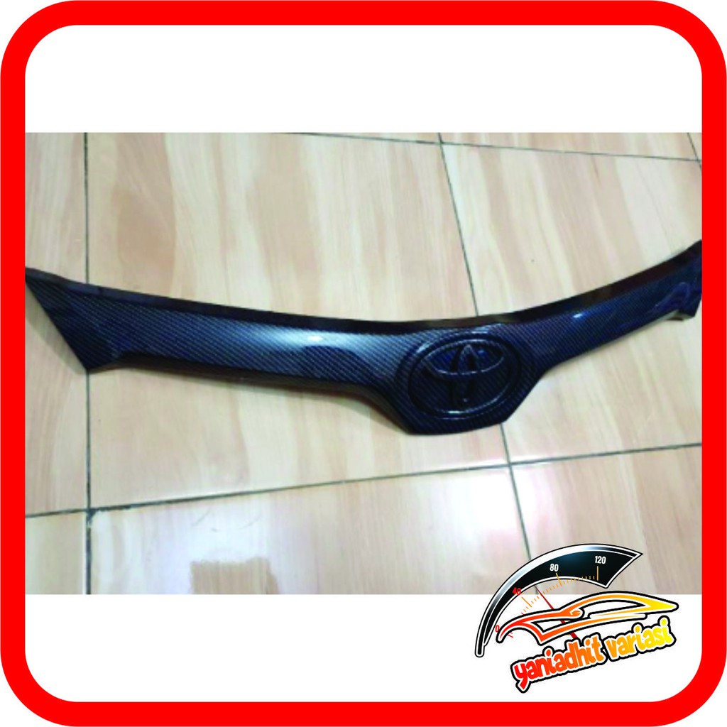 Grill Hood Moulding Calya 2016 Carbon