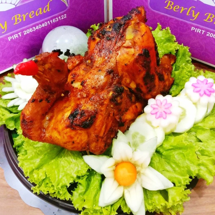 

Ingkung ayam Kampung 1 ekor