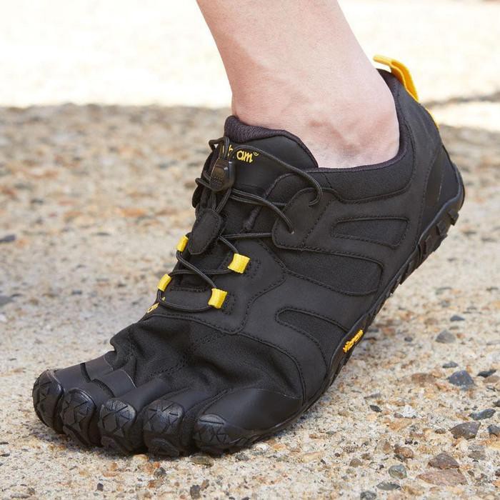 sepatu vibram five fingers