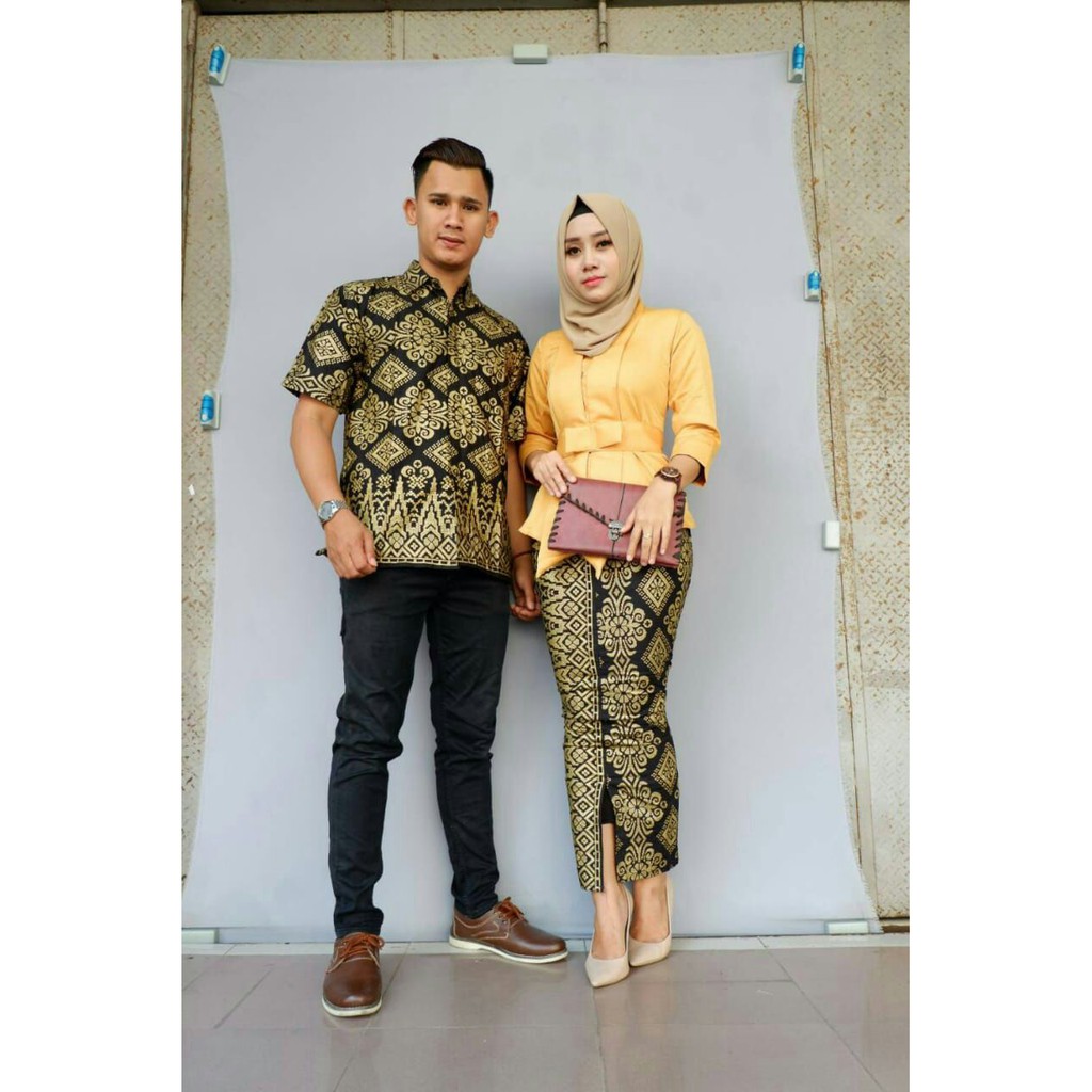 Couple New Gishella Prada RnB Naomi Wajik Sarimbit Batik Modern Prada Kutu Baru Seragam Pesta Muslim