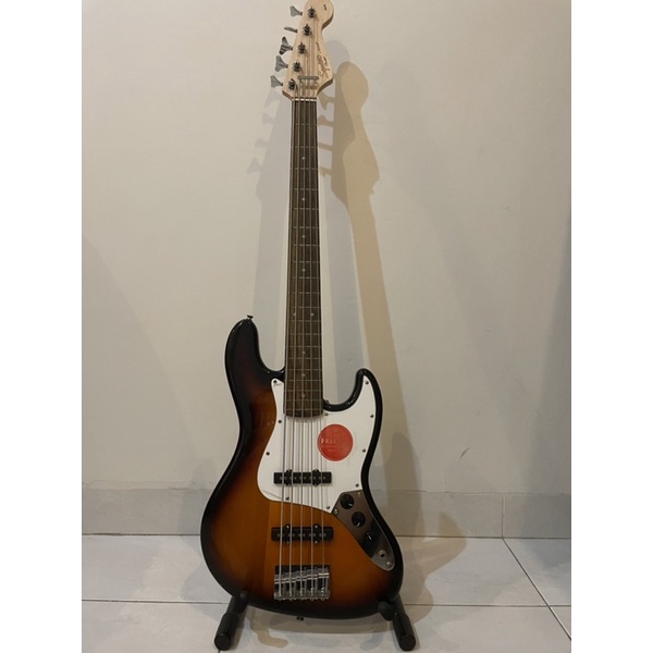 Squier Affinity Series 5 Strings Jazz bass