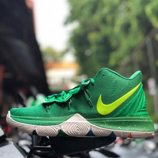 

Nike kyre green stabilo