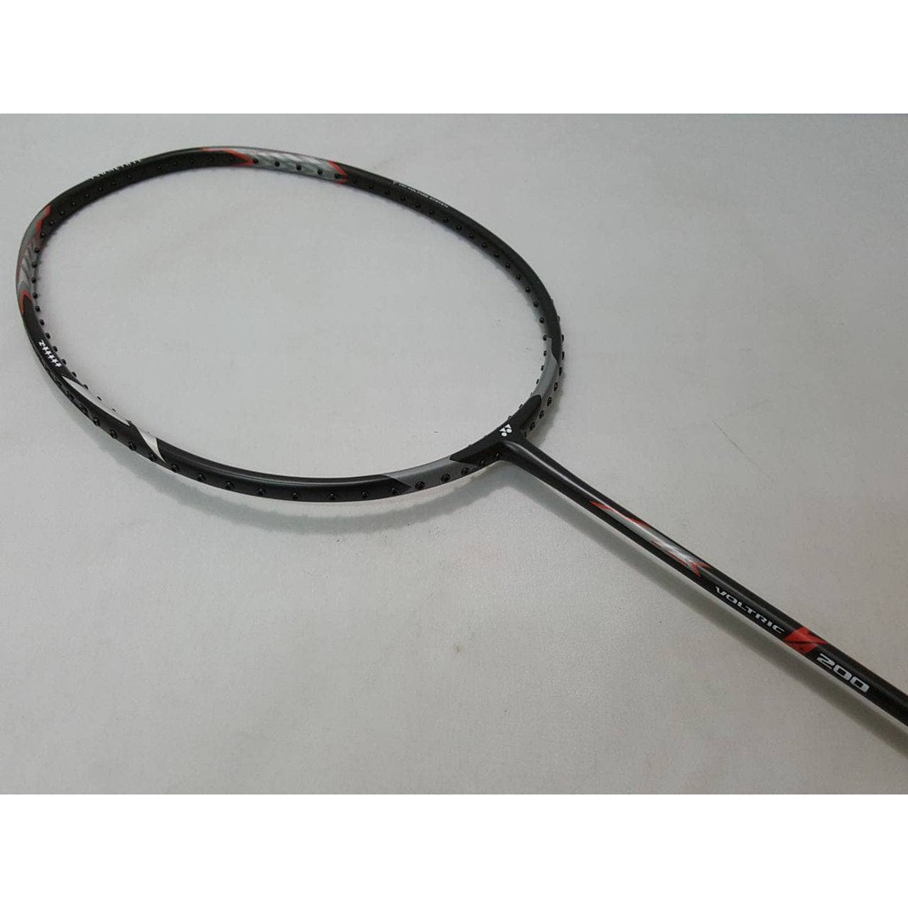 yonex voltric 200