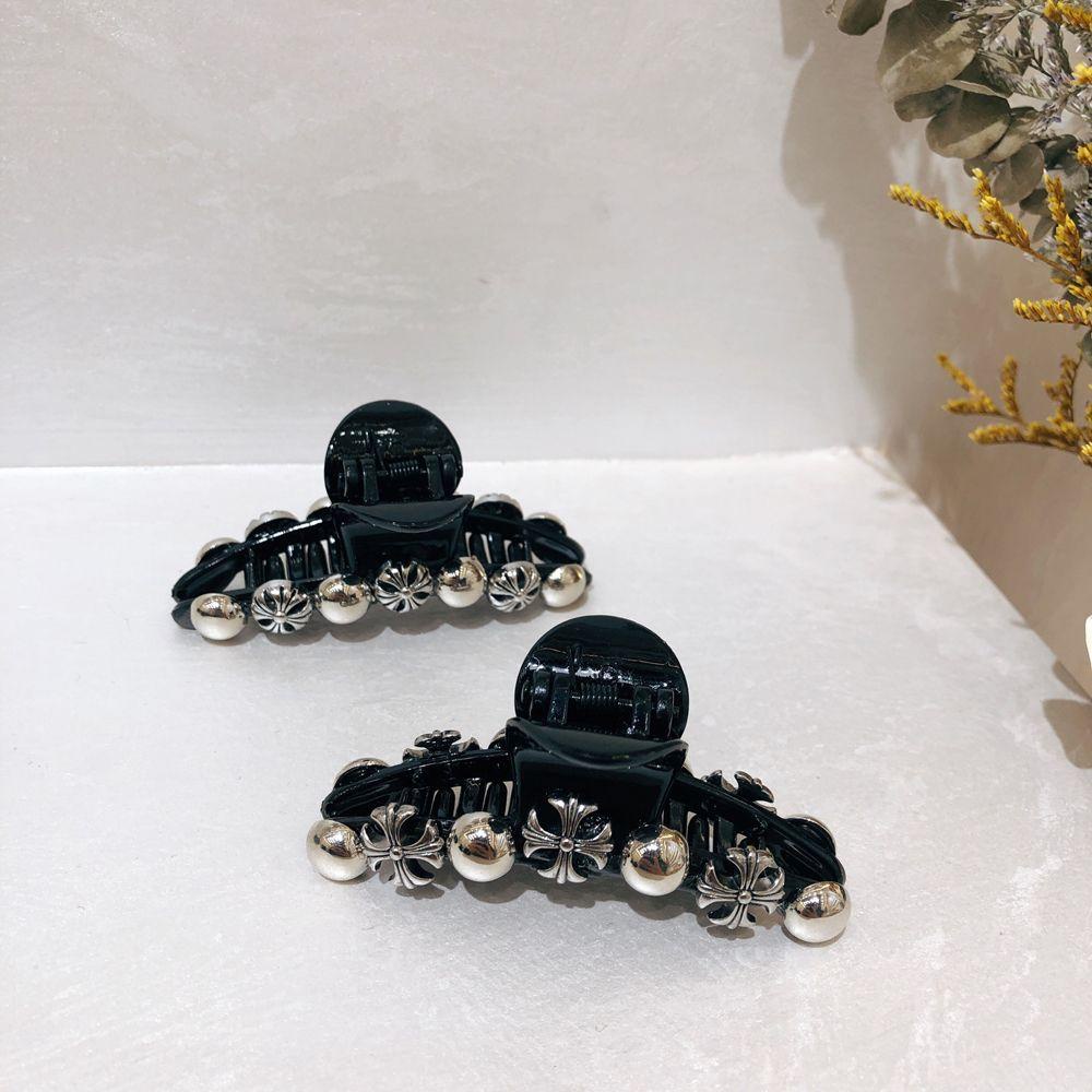 Agustina Wanita Cakar Rambut Hiasan Kepala Manis Untuk Gadis Huruf C Temperamen Zirkon Kristal Hiu Klip